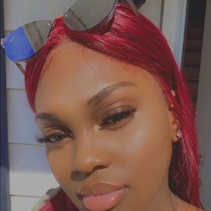 Meet your Posher, Marie